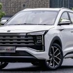 کی ام سی X8 در راه بازار