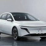 اولین خودرو بنزینی دنیا با کابین هوشمند هوآوی